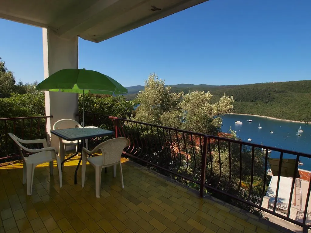 Apartments Katica 1078 Rabac