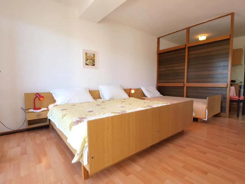 Apartments Katica 1078 Rabac
