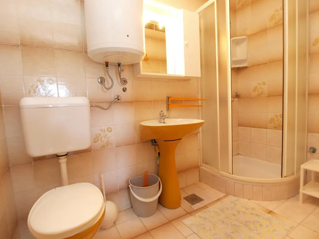 Apartments Katica 1078 Rabac