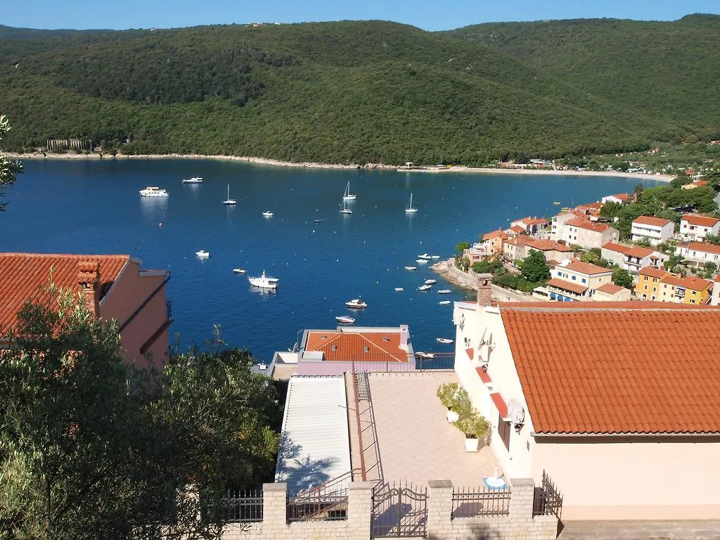 Apartments Katica 1078 Rabac