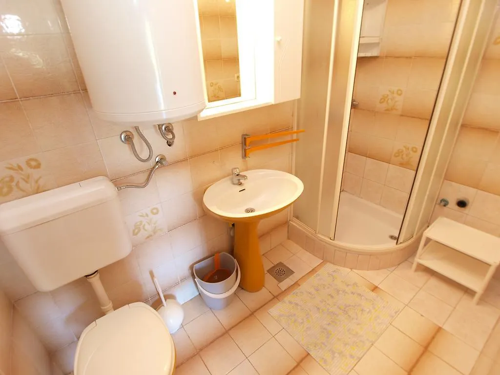 Apartments Katica 1078 Rabac
