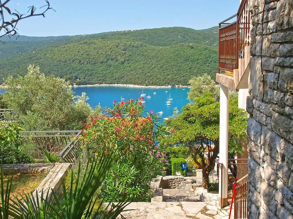 Apartments Katica 1078 Rabac